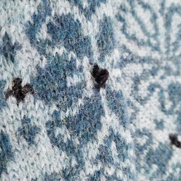 Newton Trading Co. Womens Ornate Embroidered Wool Sweater Size Petite Small - Picture 4 of 6